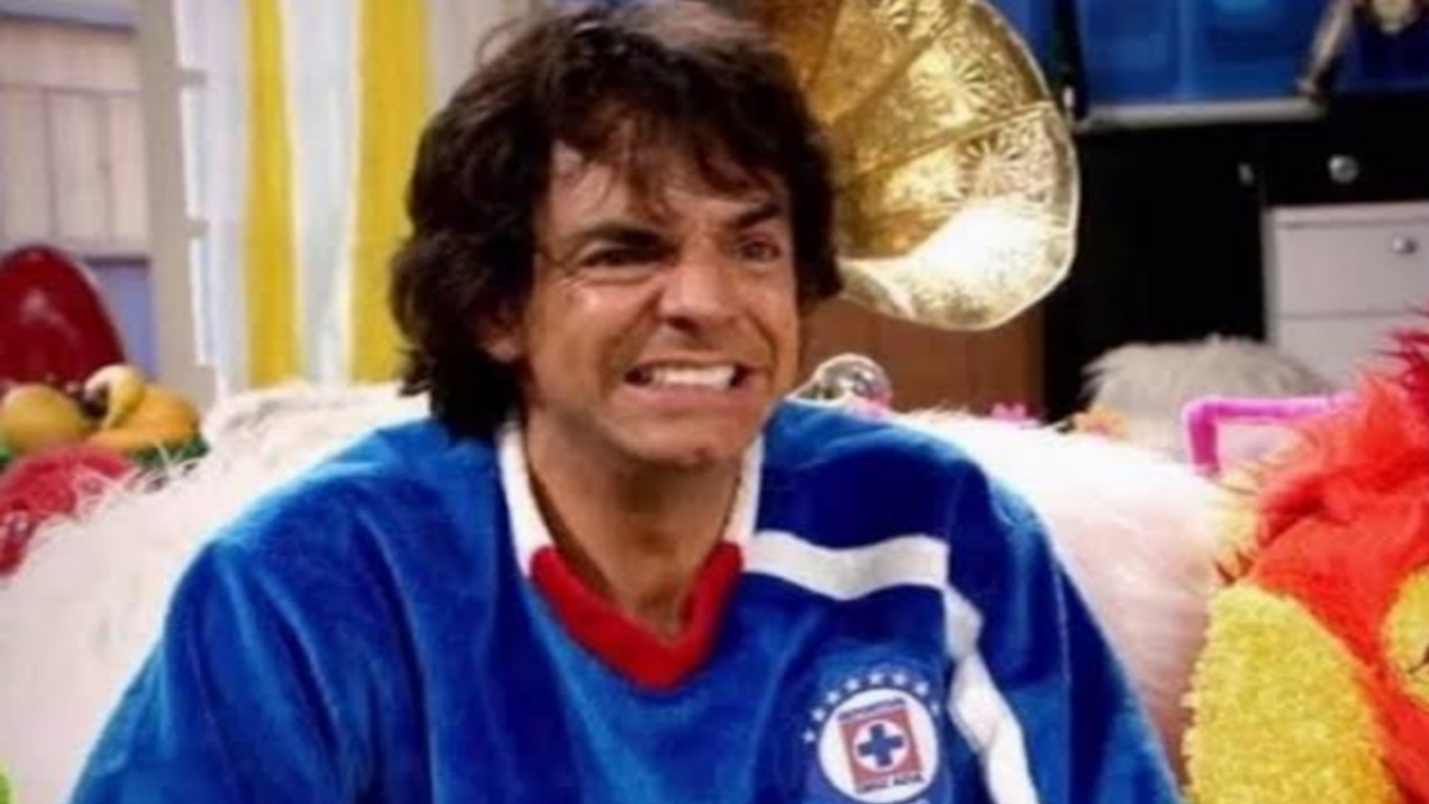 Picsart_26-04-15_01-42-07-941